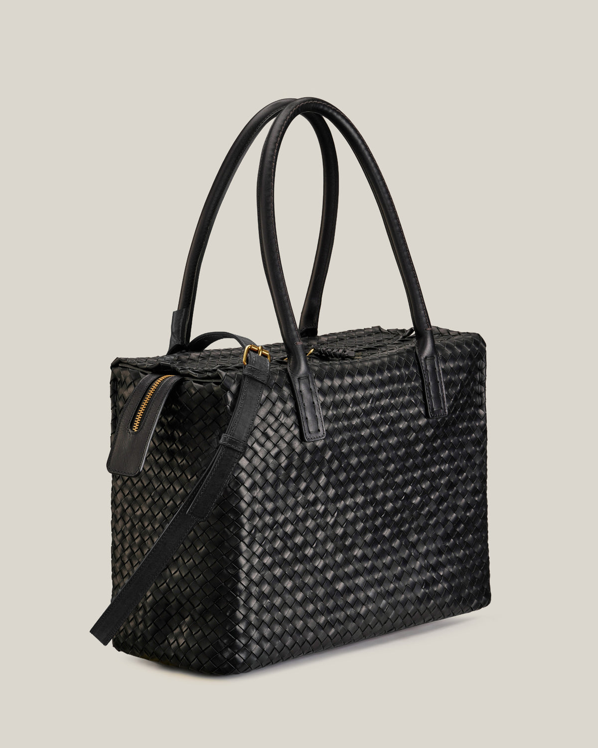 Box L - Bauletto grande in vacchetta intrecciata nera
