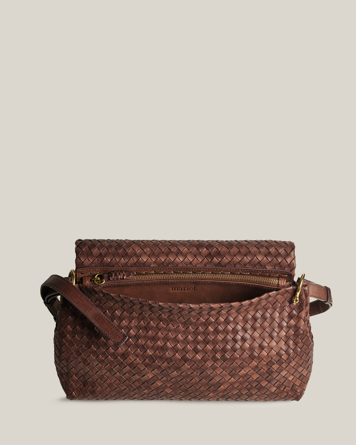 Coco -Flap bag intrecciata in vacchetta choco