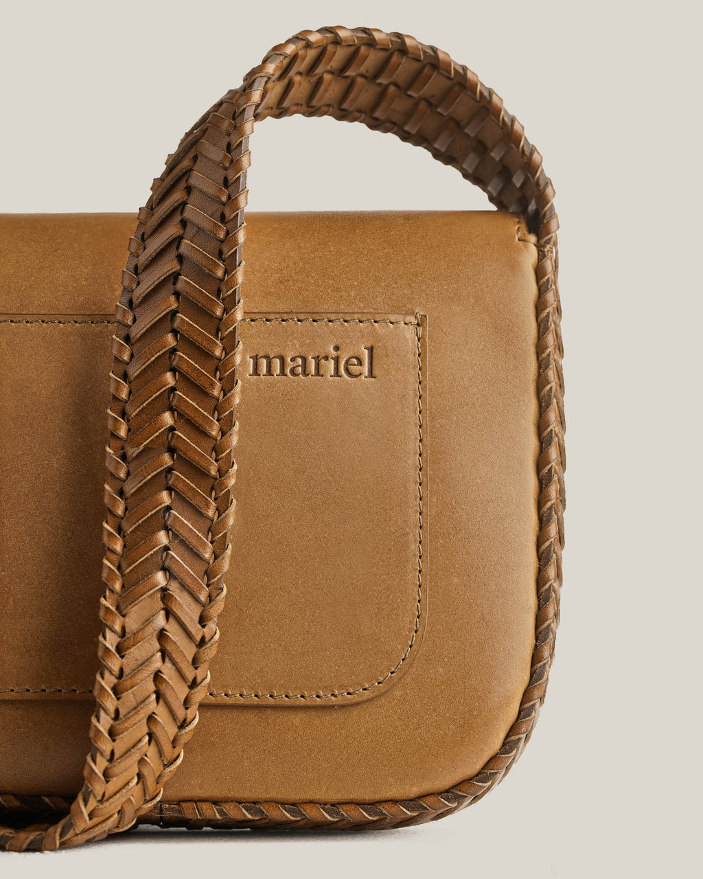 Pan – Borsa tracolla tegola in vacchetta infilata