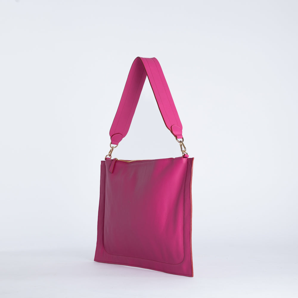 "Marty" maxi pouch fuxia